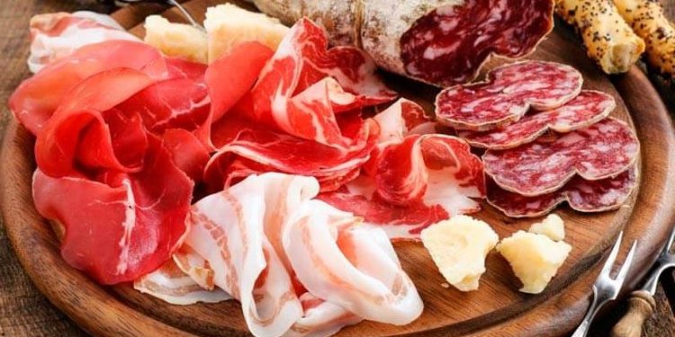 charcutería en valencia - plato de embutido